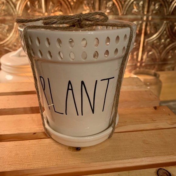 5”x 5” Rae Dunn Pot
